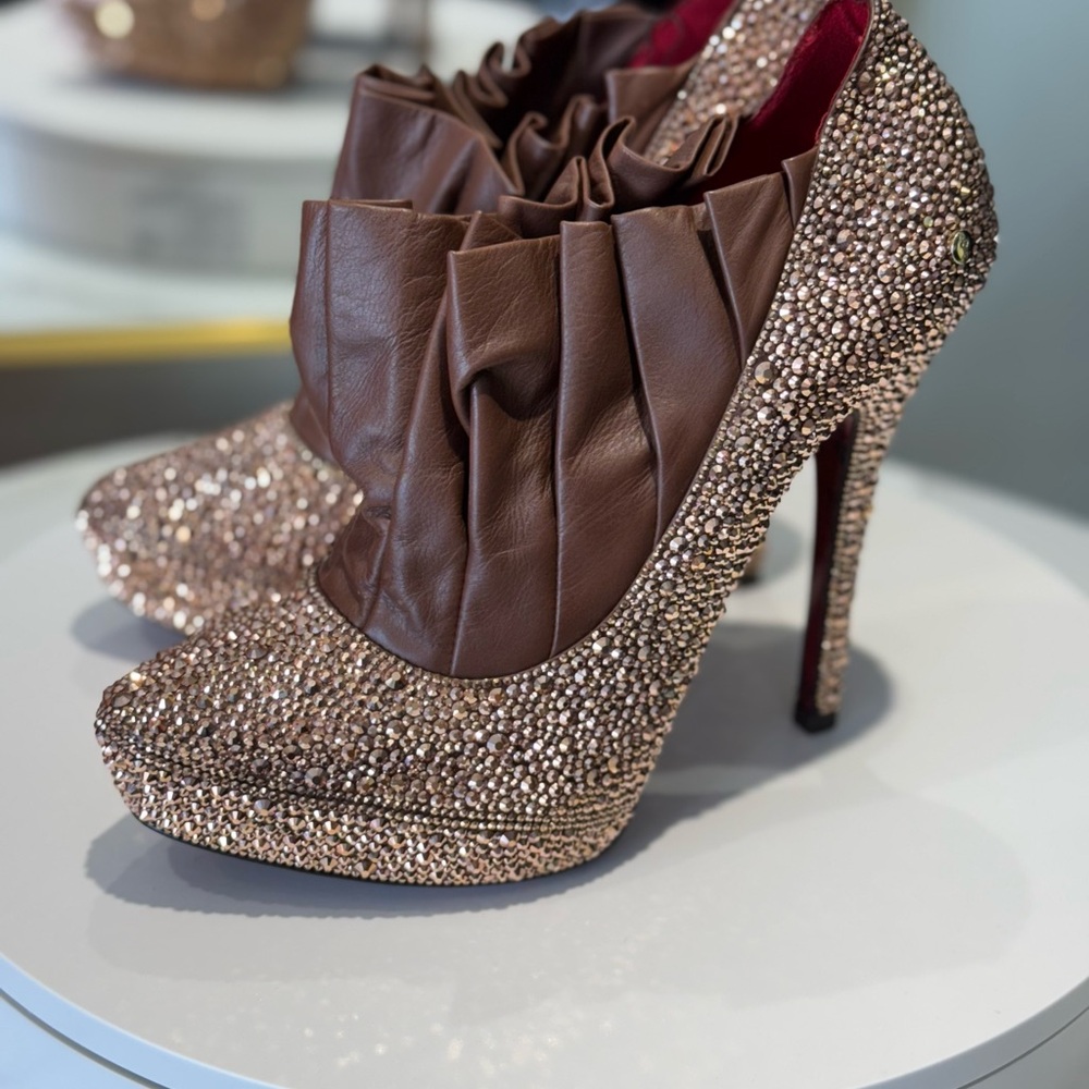Cesare Paciotti Brown and Gold Stiletto Heels